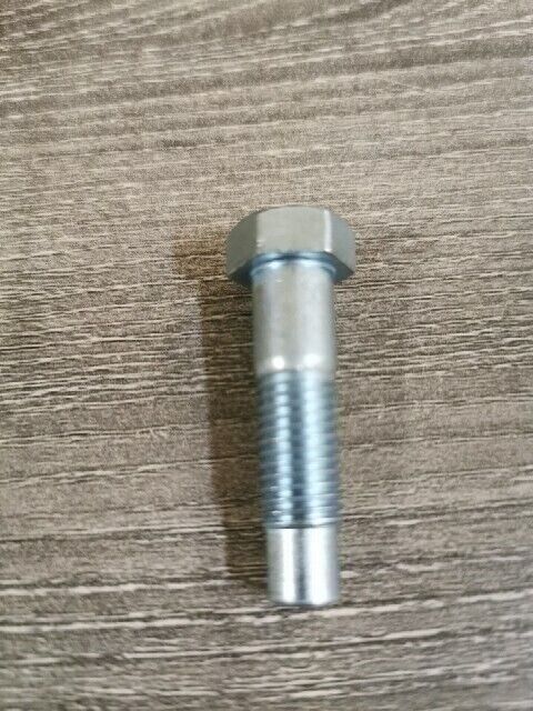 NOS SUZUKI TM250 T3502 TS100 T500 TC100 GT250 T350J BOLT 09135-10002 S46