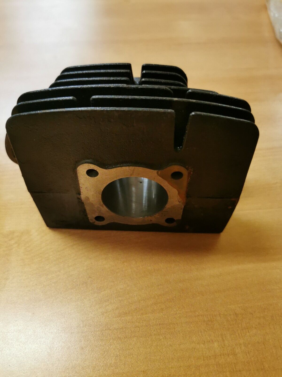 NOS YAMAHA 1966 YL1 - 1967 YL1E  CYLINDER 2  134-11321-01-00 Y38