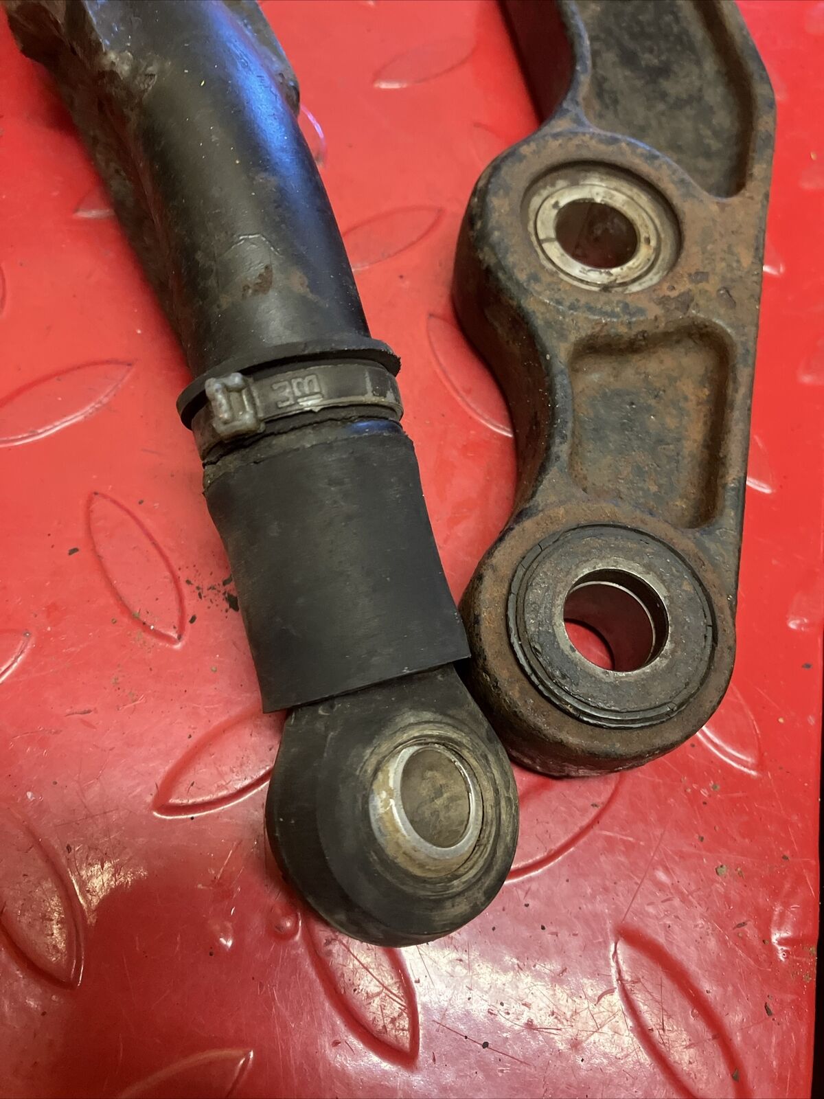 Kawasaki KX125 1980 Rear shock absorber linkage suspension arm unitrak rod