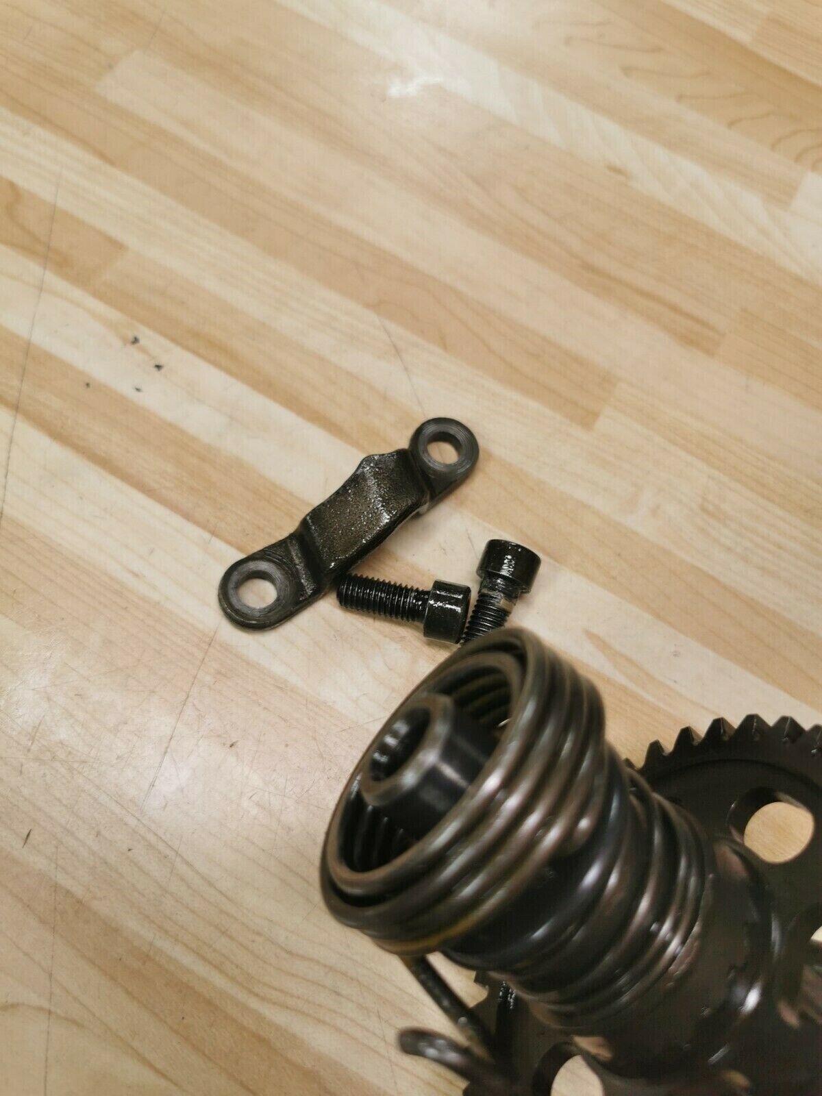 Honda XL600R 1986 kickstarter kick starter spindle shaft gear 28250-MG3-000