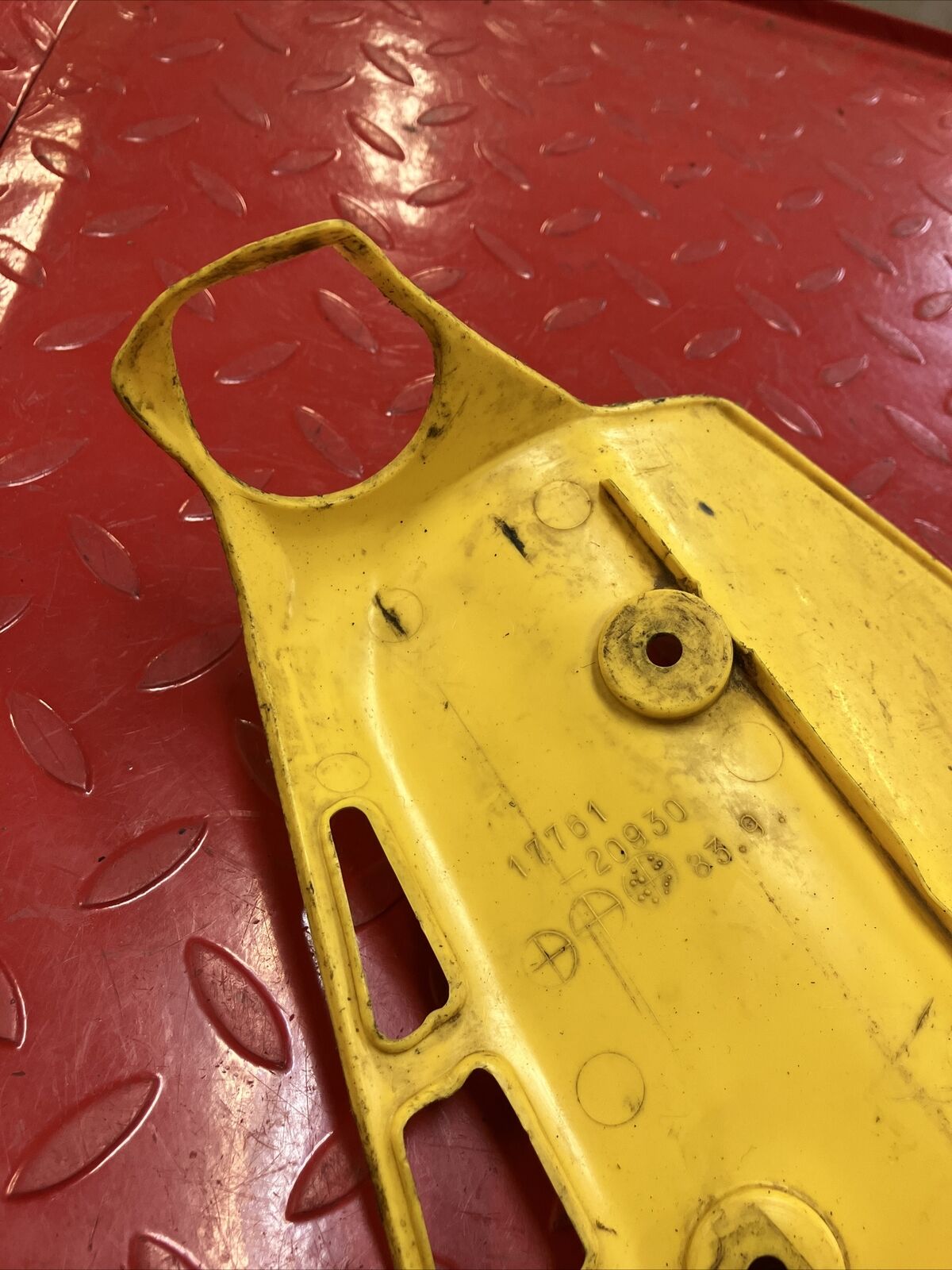 Suzuki RM80 1984 Left radiator shroud cover
