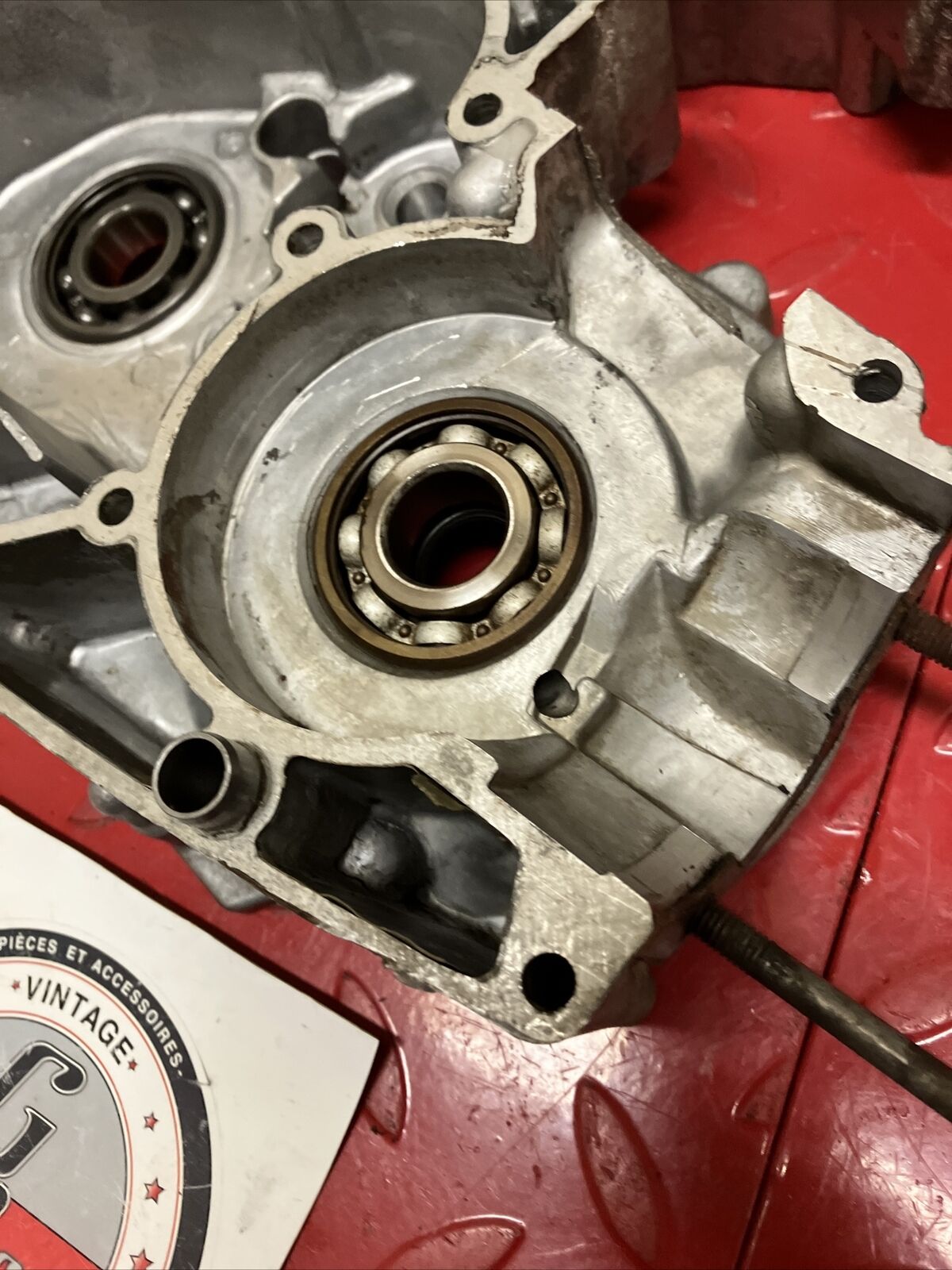 Yamaha U7E 1972 V70 left right crankcase set