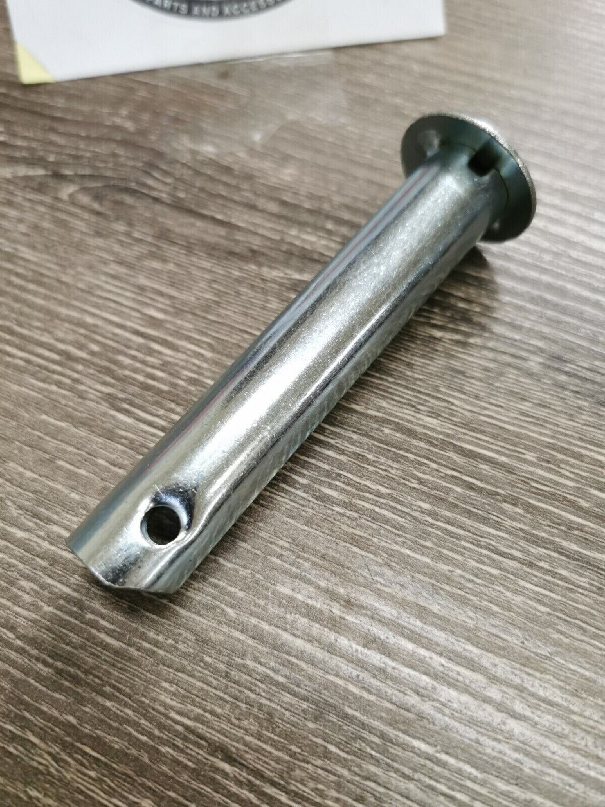 NOS YAMAHA XT500 RD125 FOOTREST Superseded by 2GV-27431-00-00 Y53