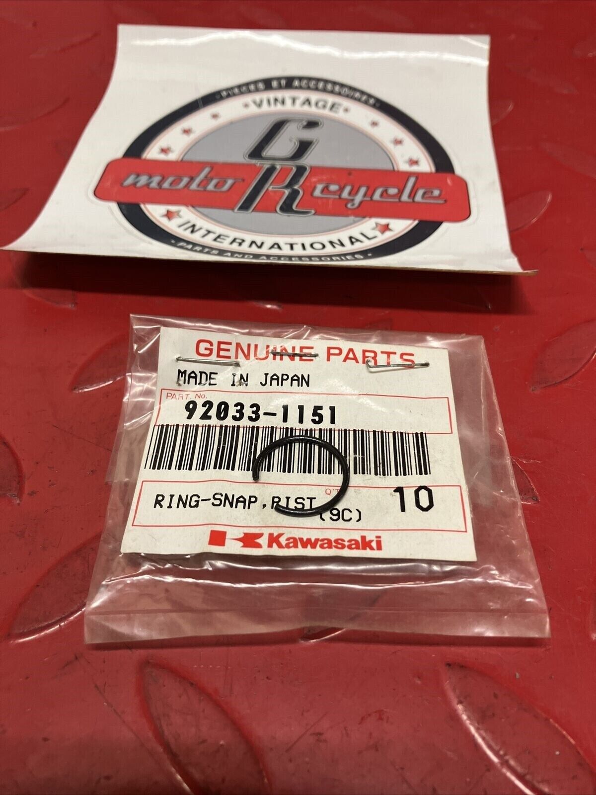 NOS KAWASAKI PISTON PIN SNAP RING CIRCLIP 92033-1151 K14