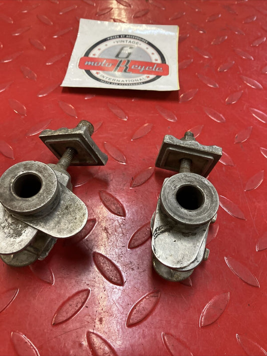 Suzuki RM125 1982 rear chain adjusters