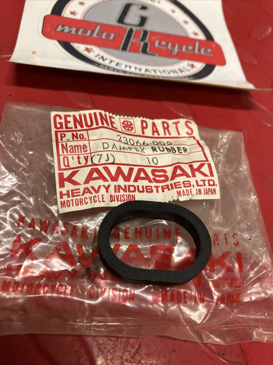 NOS KAWASAKI HEADLIGHT RUBBER DAMPER 23066-005 K19