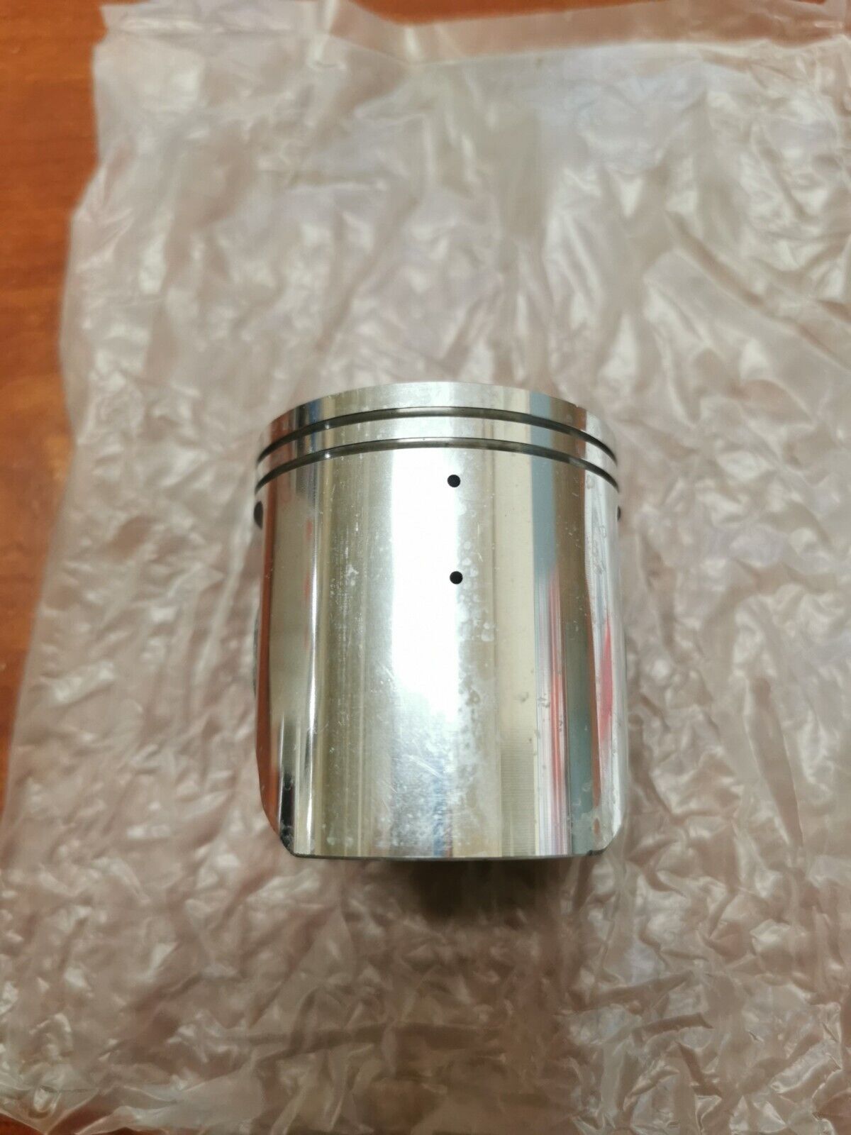NOS SUZUKI 1975 - 80 RM125 PISTON OS 0.25 1211041310025 SUB. 12110-41311-025 S31