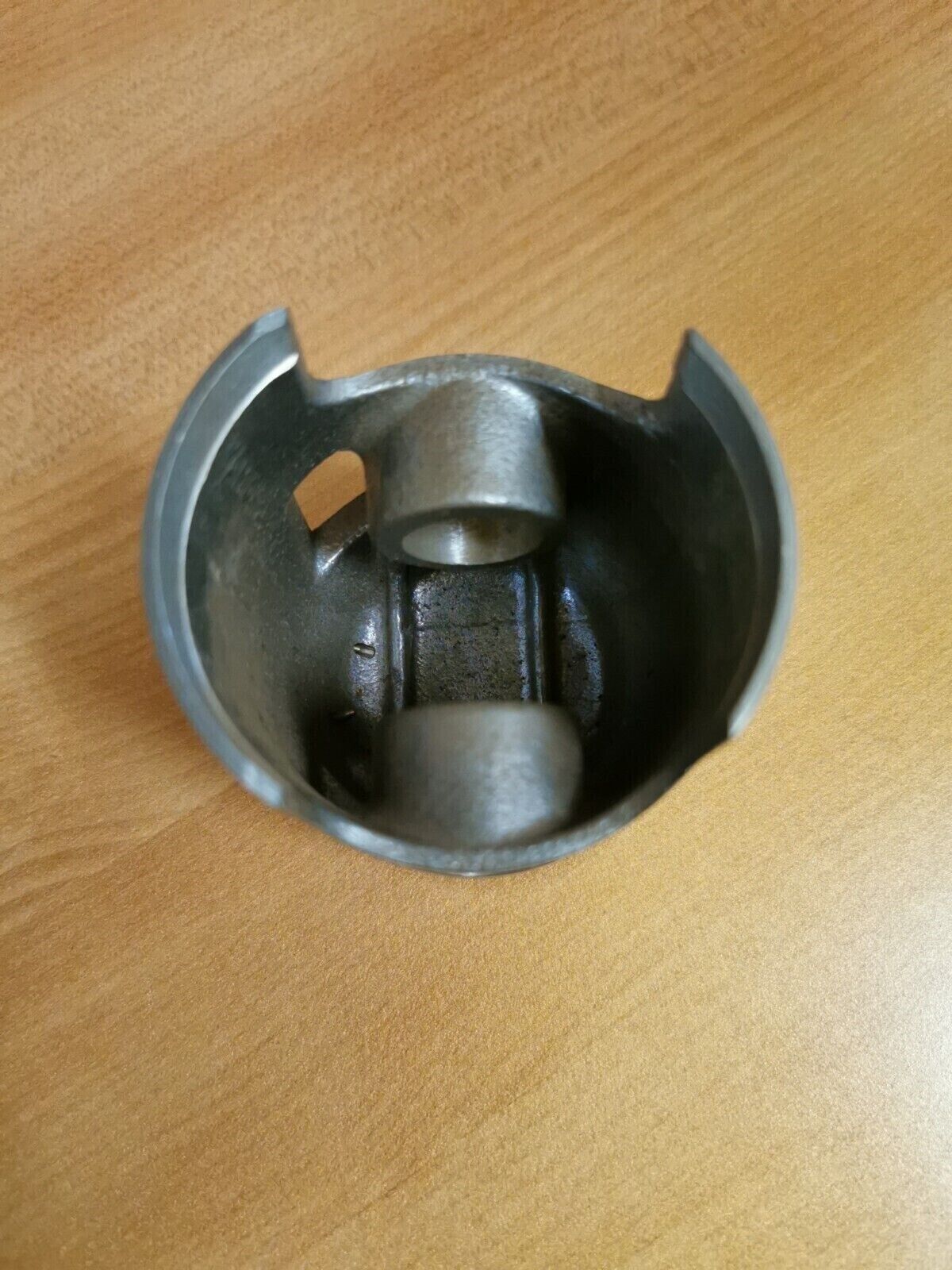 NOS YAMAHA R1 R3 1967 - 1969 PISTON STD 235-11631-00-96 Y47