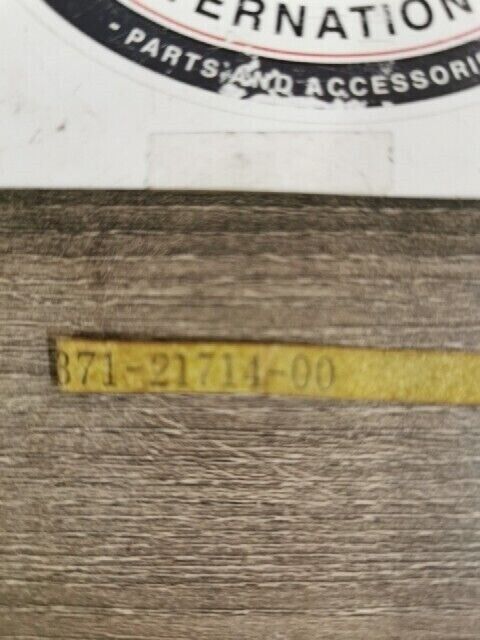 NOS YAMAHA XS500B 1975 TX500 TY250C TY175B SIDE COVER KNOB 371-21714-00-00 Y146