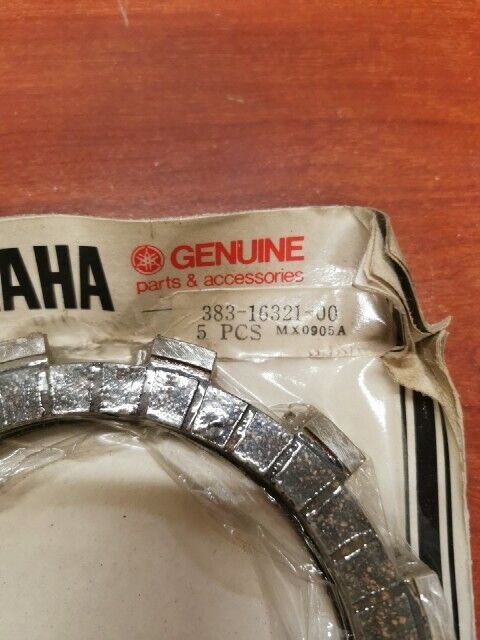 NOS Yamaha FRICTION PLATE QTY.5 383-16321-00-00 SUB 4H7-16321-01-00 4H7-163 Y118