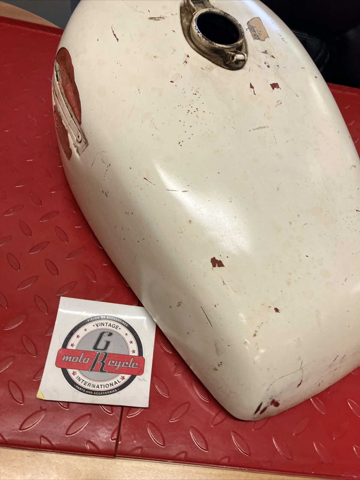 Kawasaki KZ650 1978 Fuel tank gas petrol reservoir 1977 1979