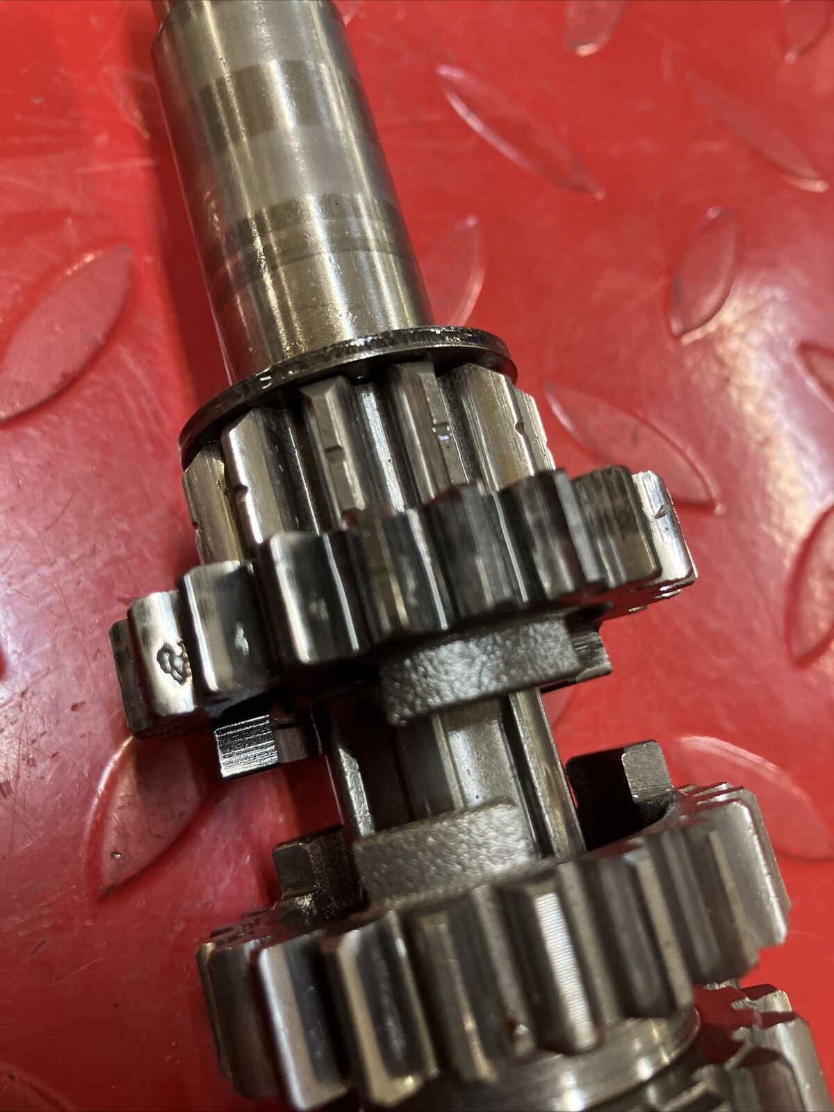 Suzuki RM125 1982 transmission mainshaft countershaft main cunter shaft gear