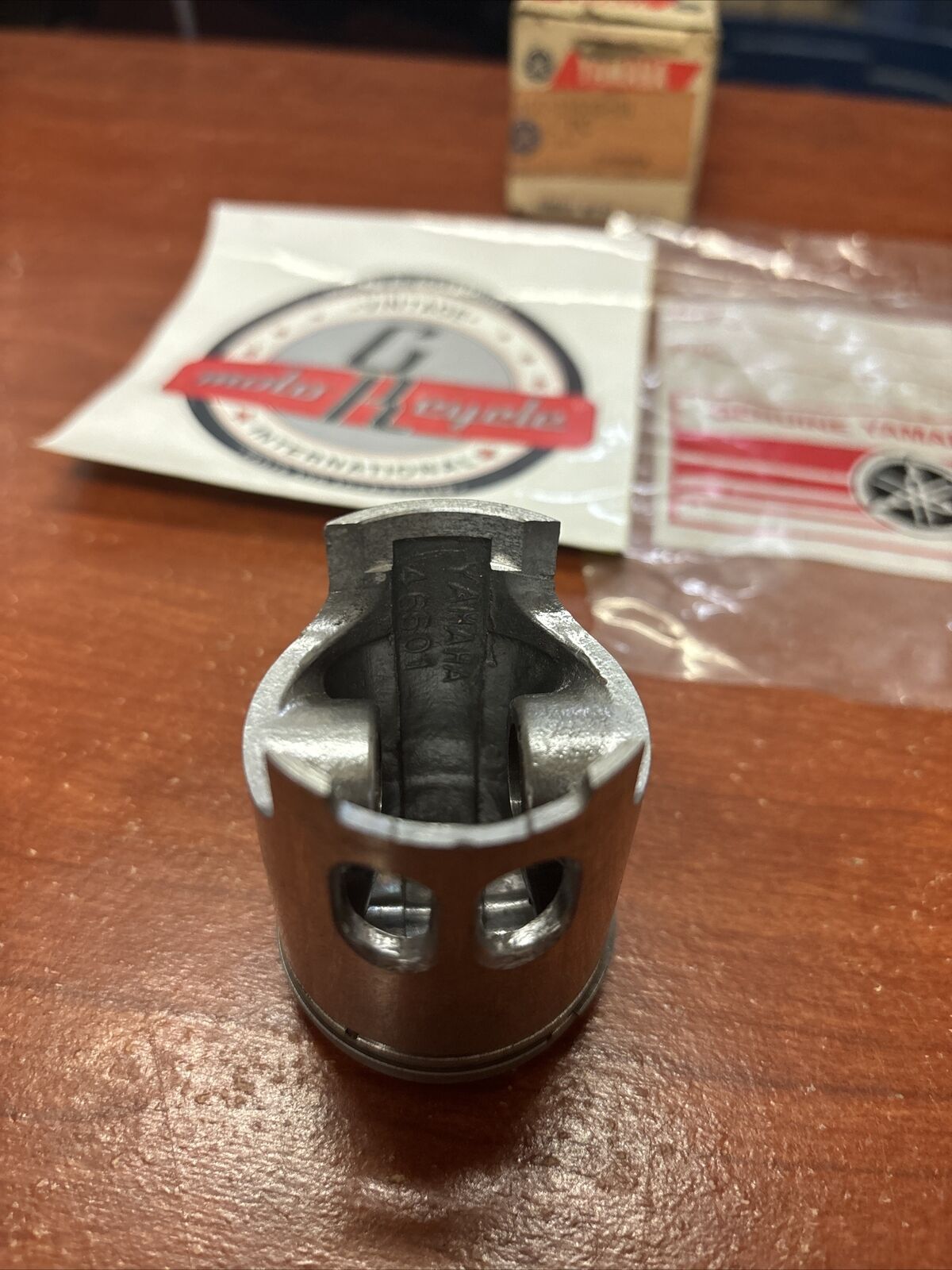 NOS Yamaha 1975 1976 RD125 PISTON O/S 0.25 466-11635-01-00 Y175