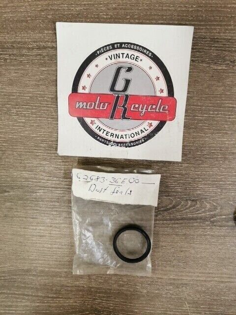 NOS SUZUKI RM250 RM125 1996 - 2000 CUSHION LEVER SEAL 62683-36E00 S52