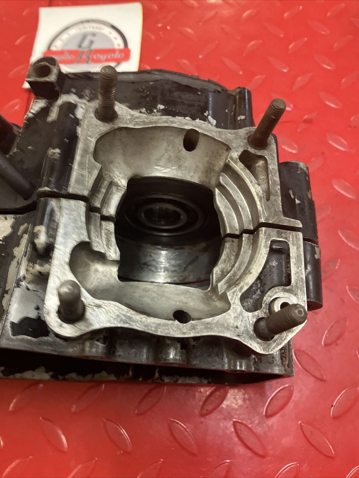 Honda CR125R 1984 crankcase crank case left right 111A0-KA3-740