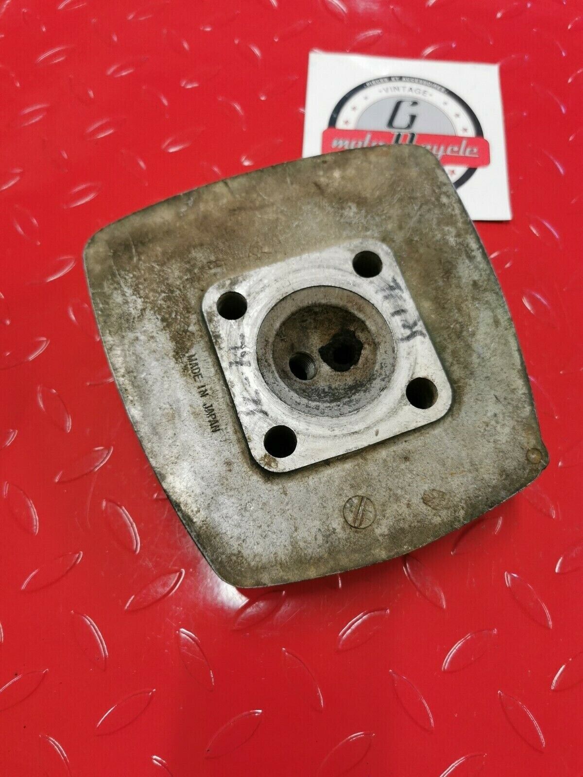 Suzuki TC125 1974 cylinder head jug barrel cover 1975 T