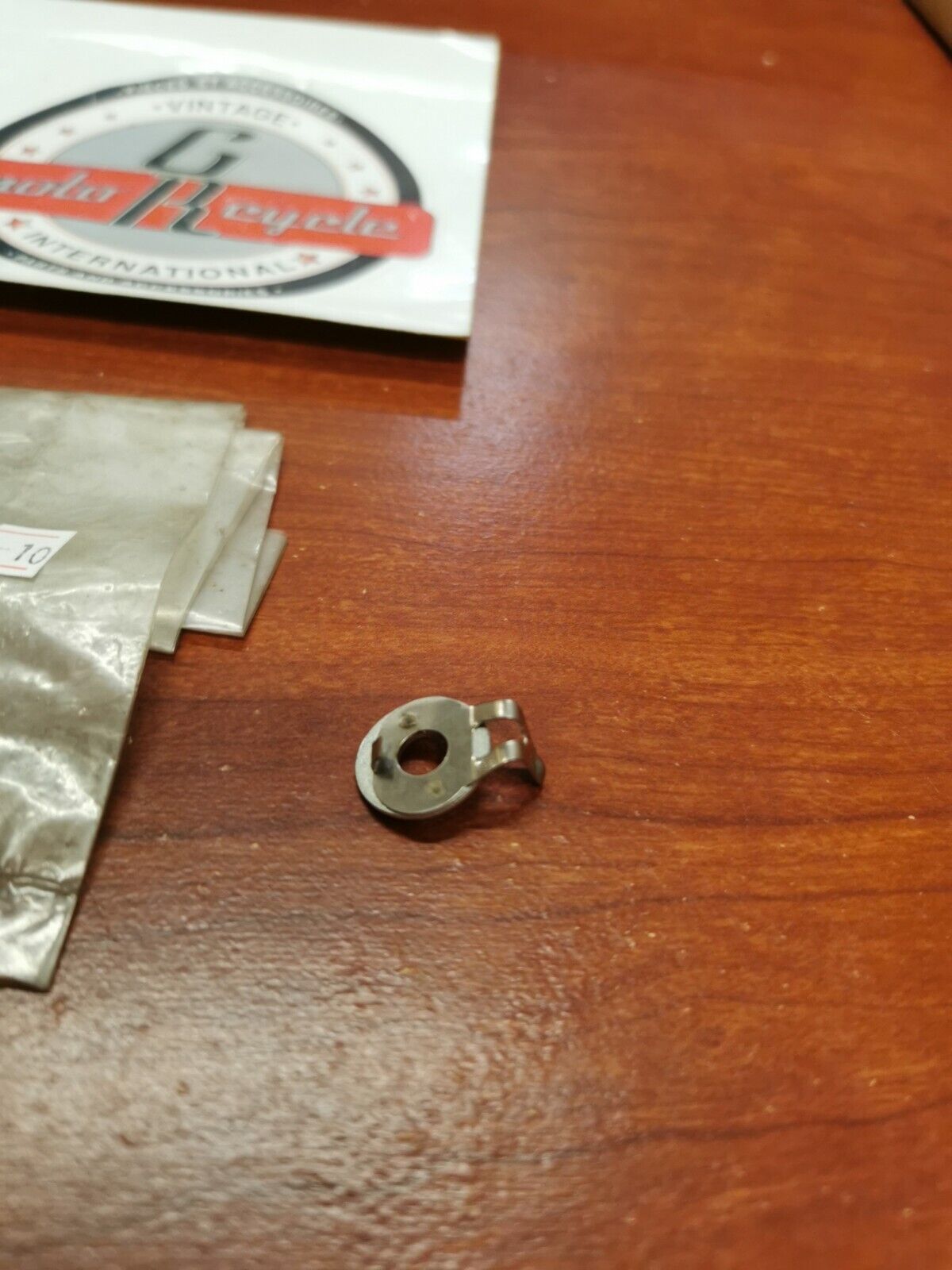 NEW NOS Suzuki T500 GT250 TS50 TS400 GT185 NEUTRAL SWTCH CONTACT 37711-05101 S18