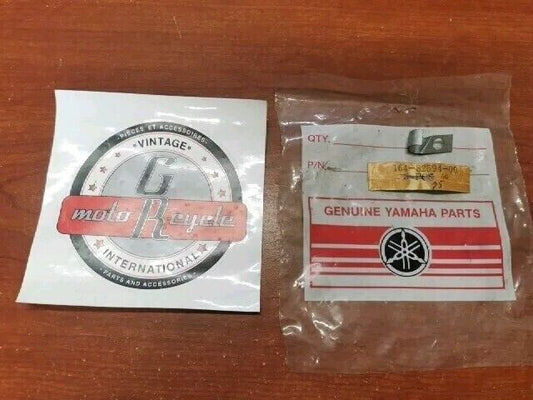 NOS Yamaha CLAMP 164-82594-00-00 SUB 90462-05012-00 Y162