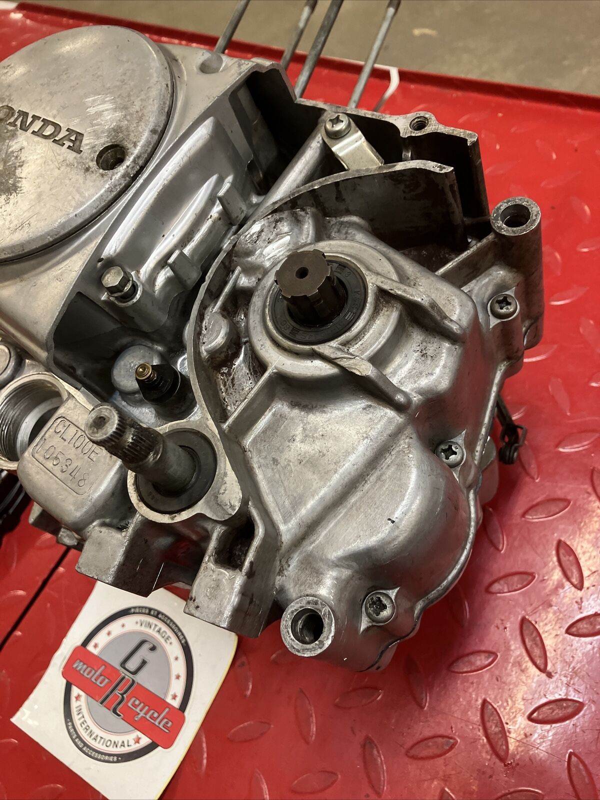 Honda CL100 engine mottor bottom end crankcase crankshaft transmission