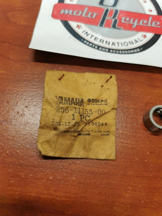 NOS Yamaha XS1 XS2 TX650 XS650 LABYRINTH SEAL 256-11155-00-00 Y100