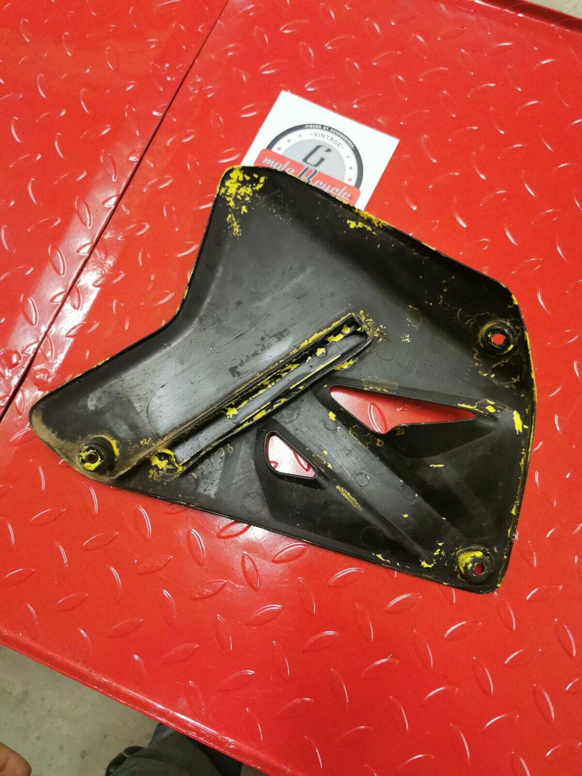 Suzuki RM250 2003 right side fuel tank radiator cover shroud RM125 2002 2004