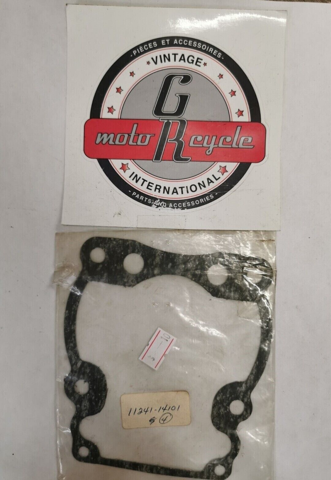 NOS SUZUKI RM125 1981 1982 GASKET CYLINDER 11241-14101-H17 S26