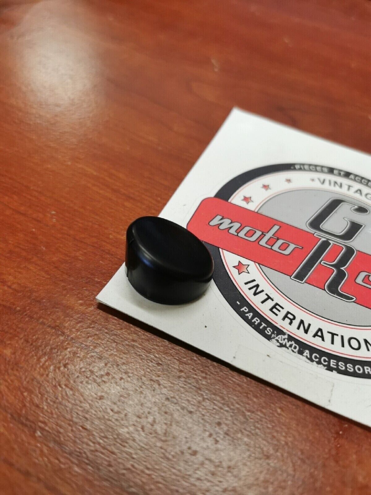 NOS Yamaha 1982 XJ1100 XJ750J CAP 10M-26133-00-00 Y69