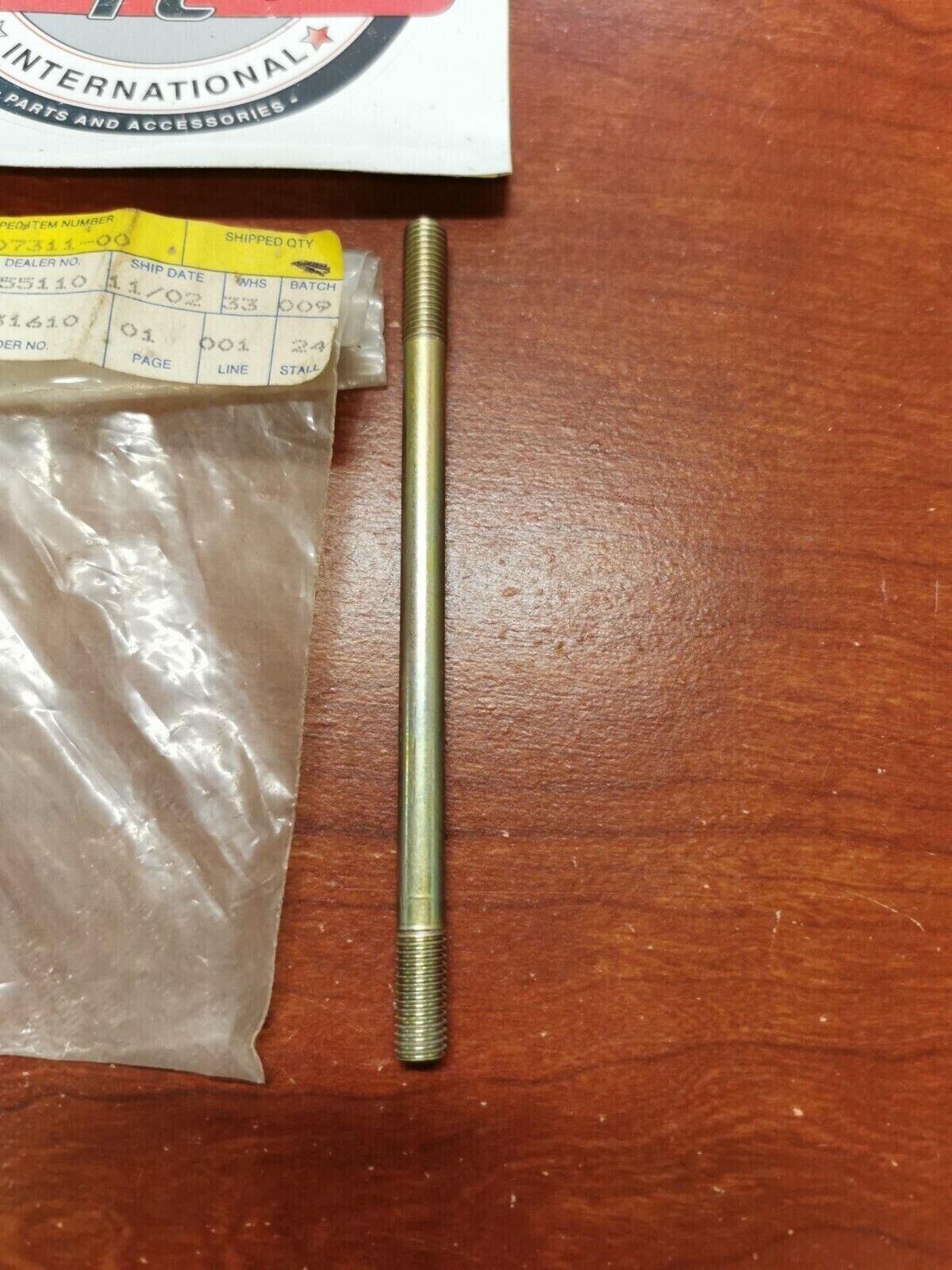 NOS Yamaha 1980 YZ80 STUD BOLT 90116-07311-00 Y93