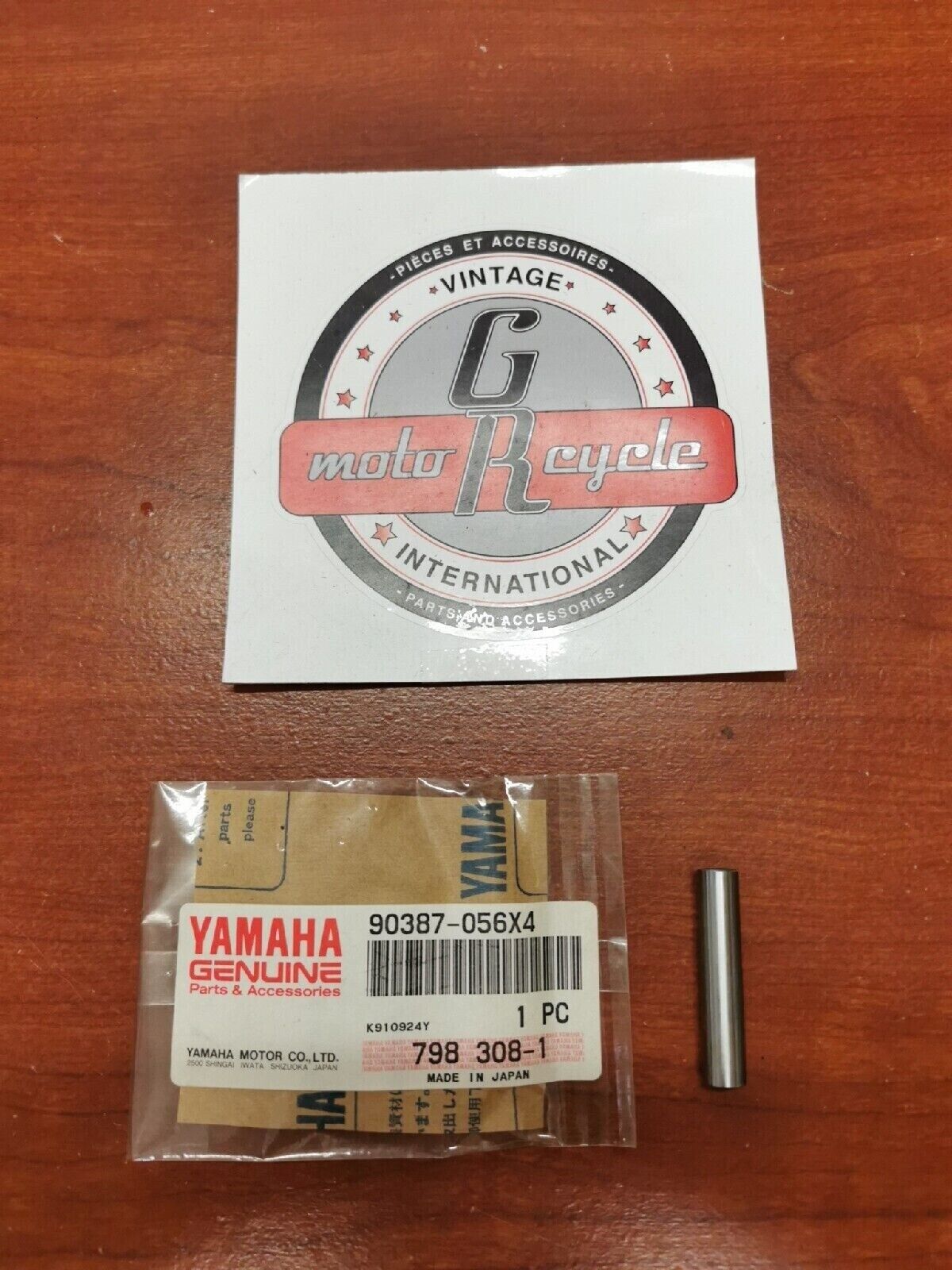 NOS Yamaha COLLAR 90387-056X4-00 SUB. 90387-0514T-00 Y70