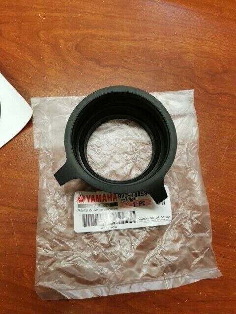 NEW NOS Yamaha PZ480 VT480 EX570 AIR CLEANER JOINT 8V0-14453-00-00 Y92