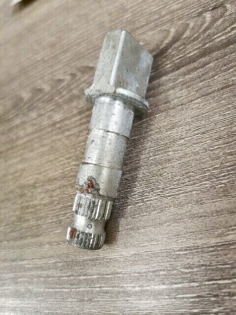 NOS BRIDGESTONE 350 GTR GTO REAR BRAKE PANEL CAM 7554-9000 B1