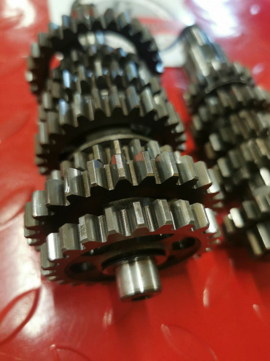 Honda CR125R 1982 transmission main counter input output shaft 23210-KA3-010 3