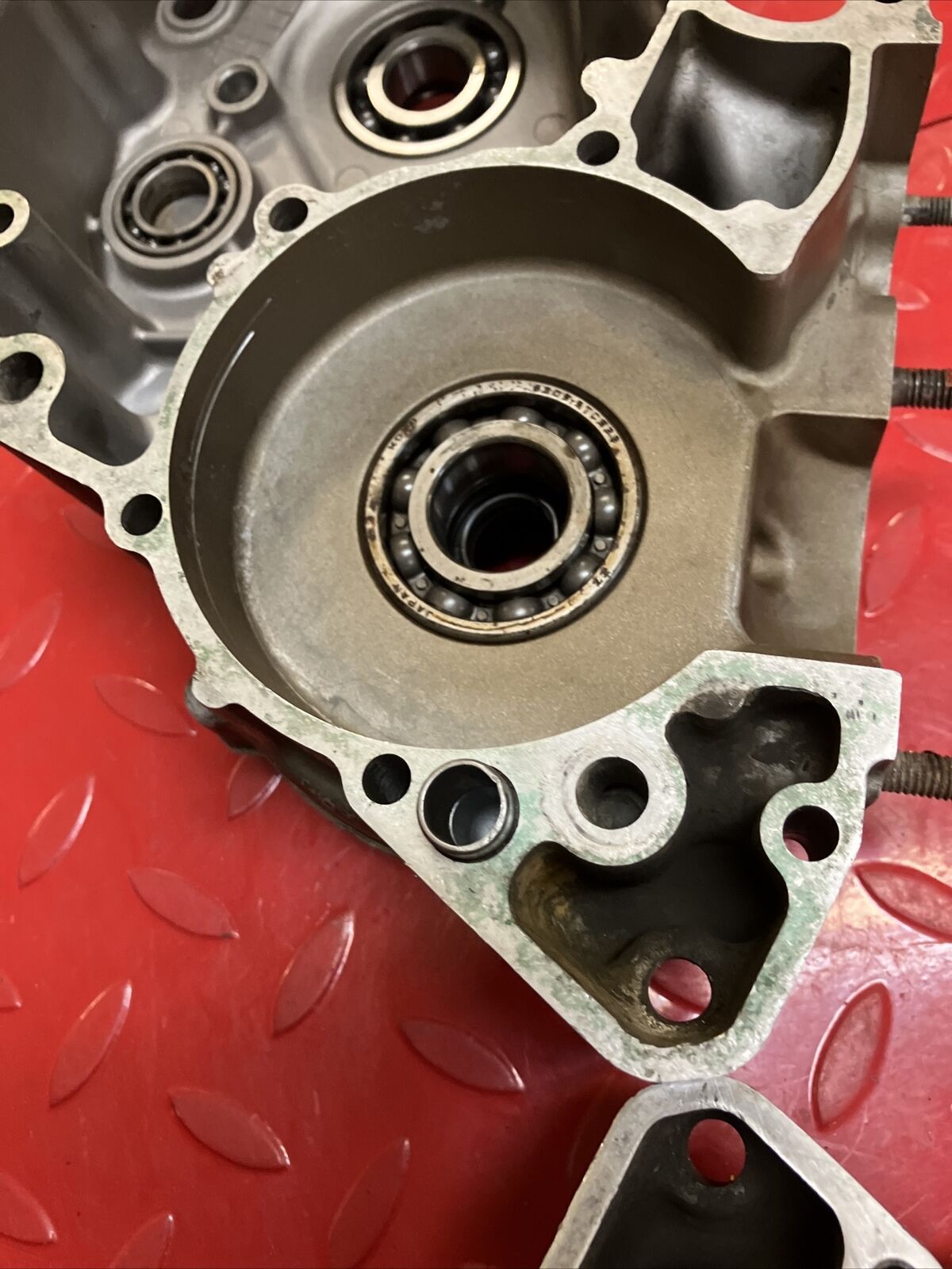Suzuki RM125 1985 crankcase crank case set