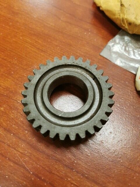 NOS Honda CB250 CB360 CL360 MAINSHAFT TOP GEAR 23511-369-000 H97