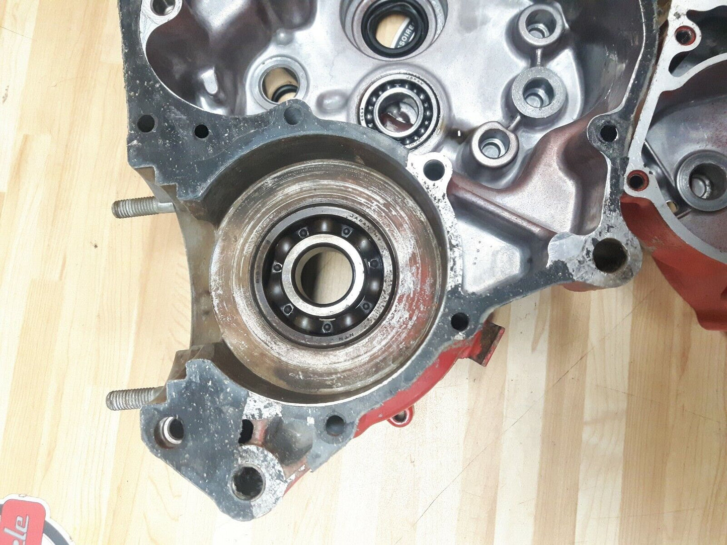 Honda CR125R 1981 crankcase crank case motor left right matching 111A0-KA3-000 2