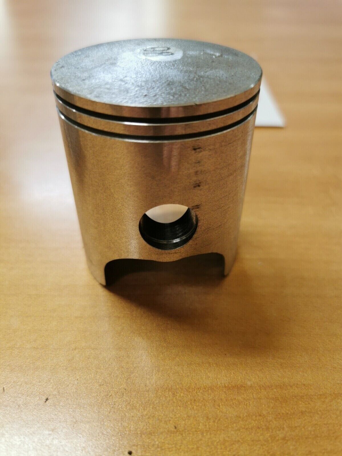 NOS YAMAHA ET300 1981 - 1984 PISTON STD 8K0-11631-00-98 Y45