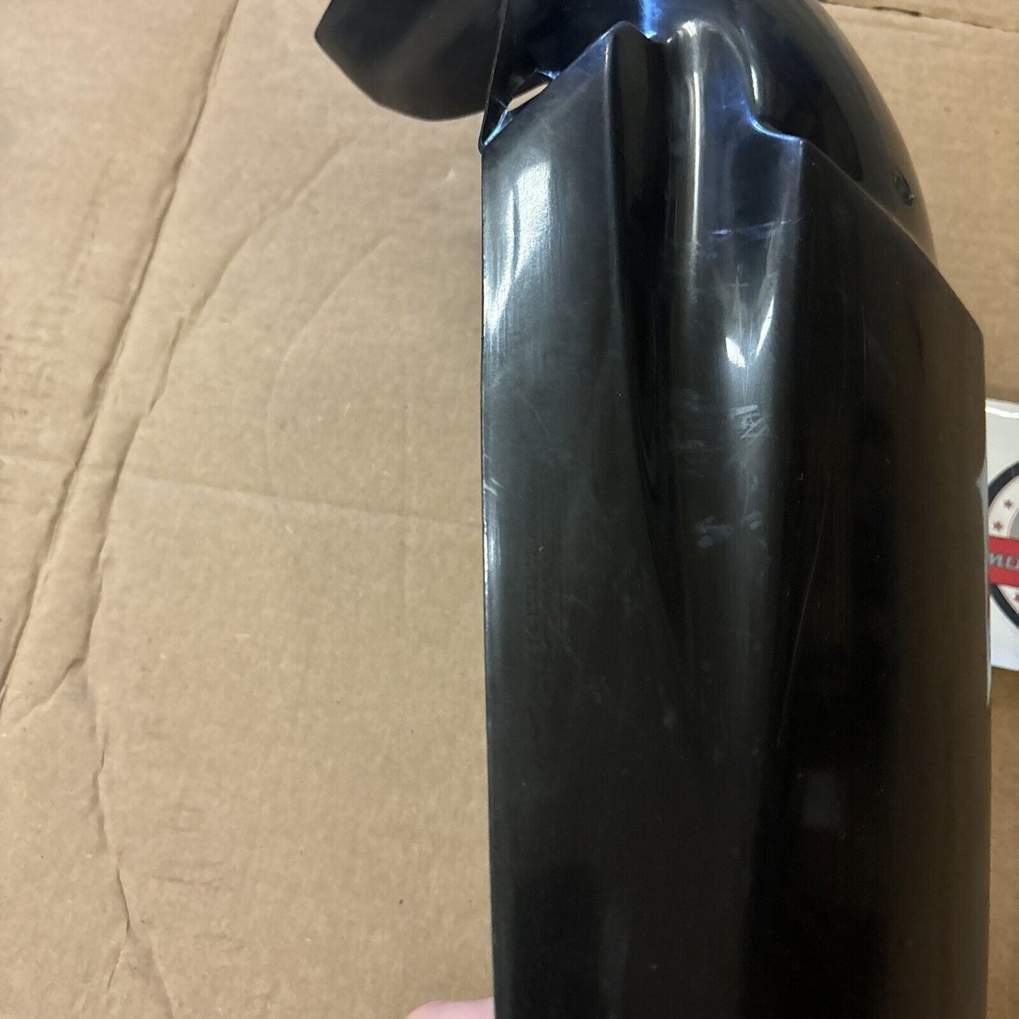 NOS UF0 PLAST REAR FENDER BLACK KT03042-001