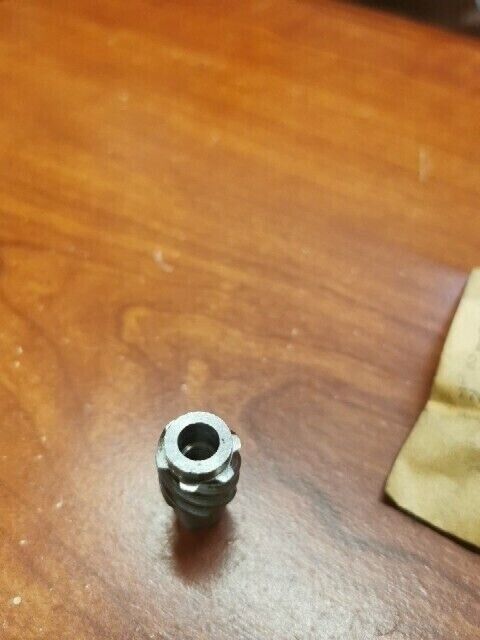 NOS Yamaha AT1 DT50 DT80 PUSH SCREW 241-16341-01-00 SUB 241-16341-00-00 Y135