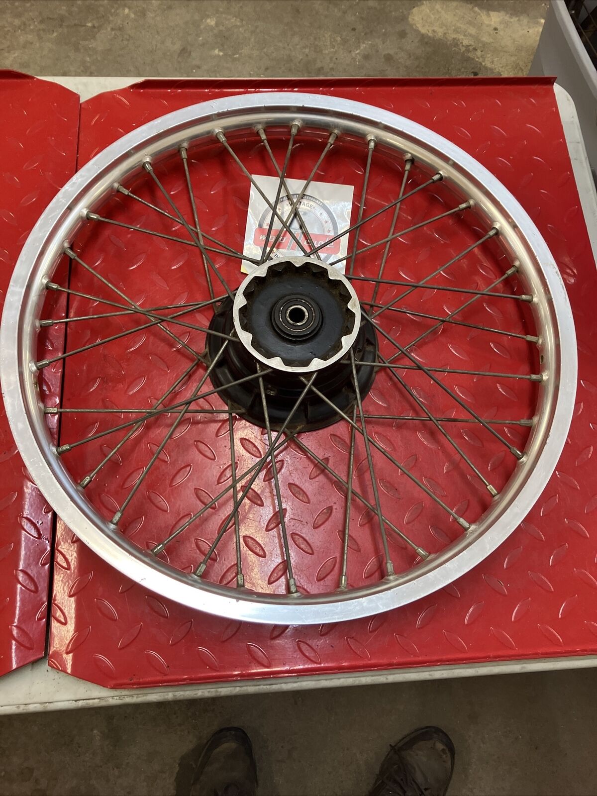 Suzuki RM125 1982 front wheel rim hub spoke 1981