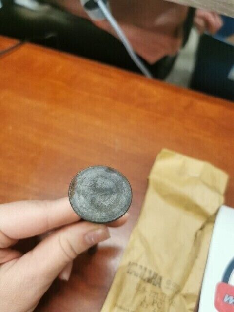 NOS Yamaha XS400 EXHAUST VALVE SUB 1L9-12121-00-00 1L9-12121-01-00 Y135