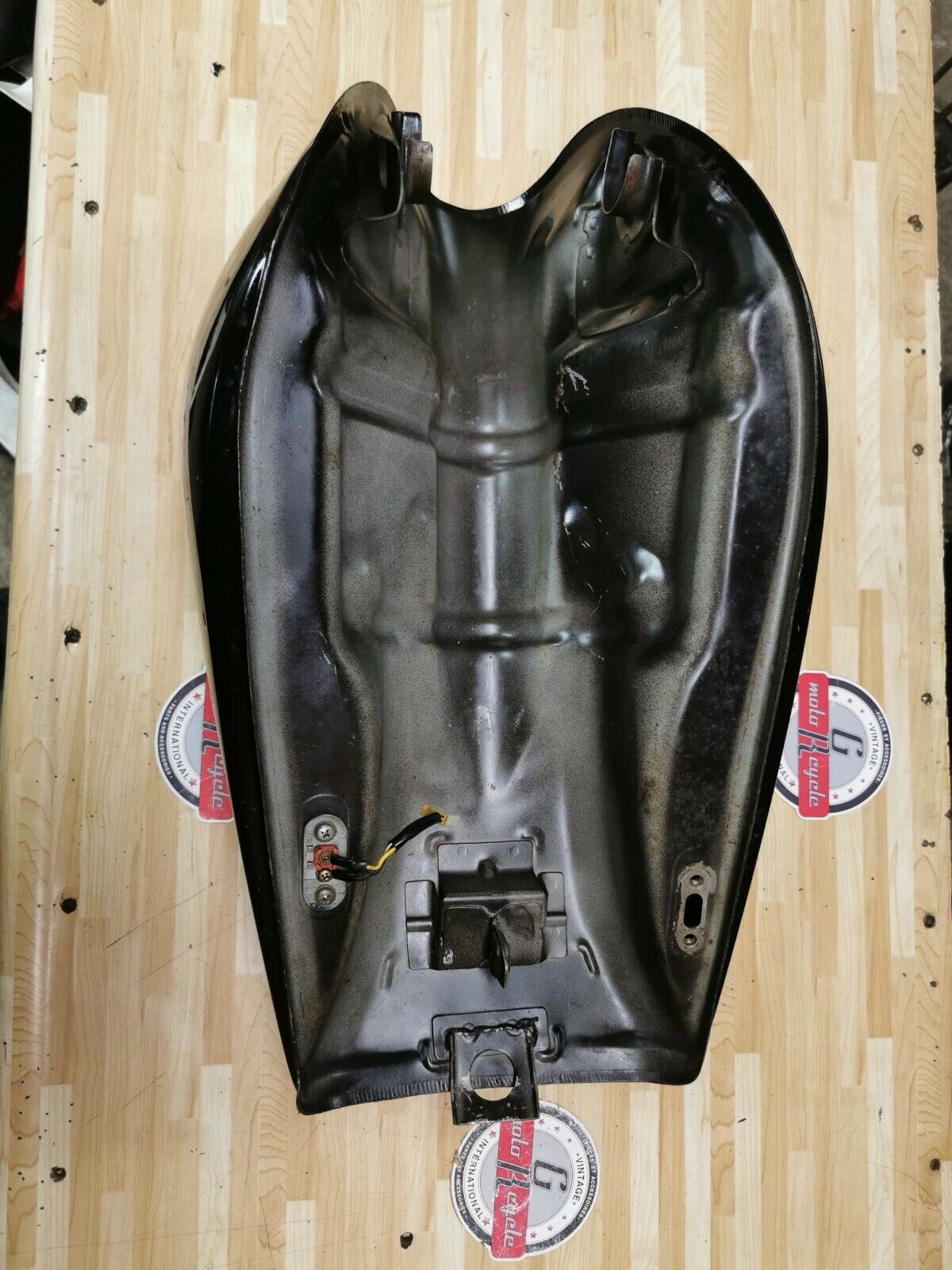 Kawasaki KZ550 LTD 1982 fuel tank gas petrol reservoir