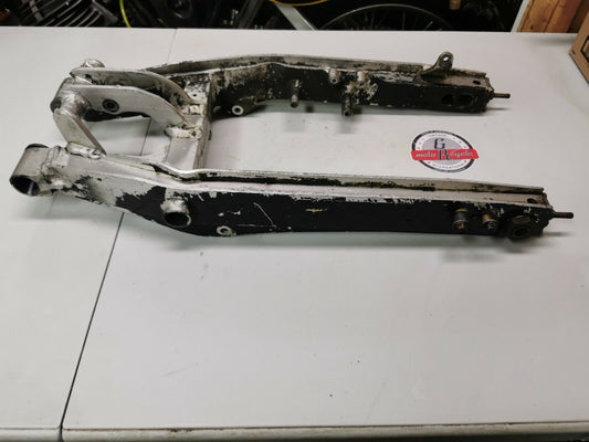 Suzuki PE175 1982 rear swinging arm swingarm 1983