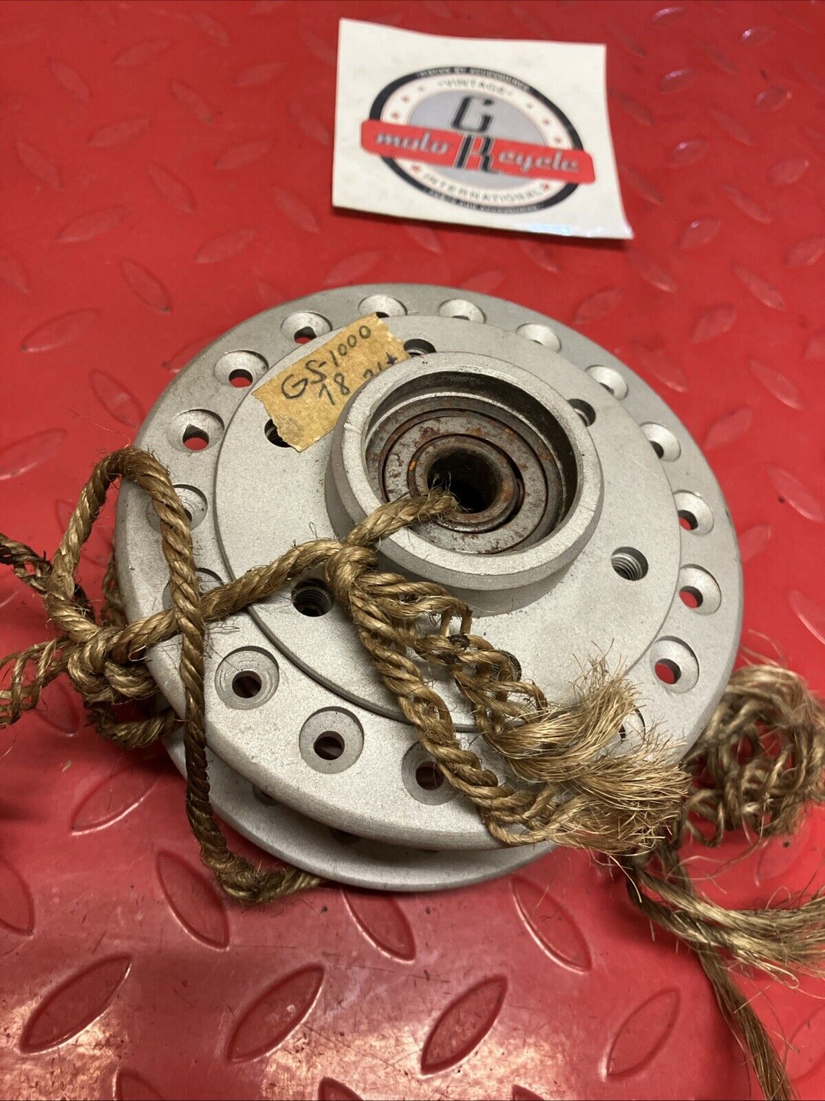 Suzuki GS GT Front wheel hub drum 54111-47001 54111-47002 U7
