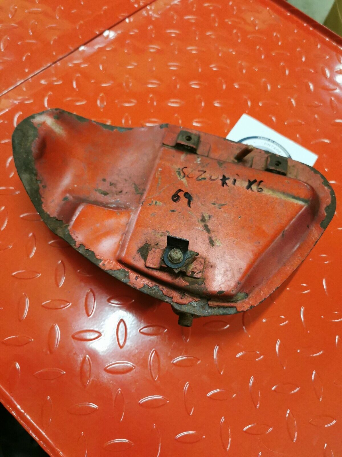 Suzuki X6 1969 oil tank T250 T20 Hustler S125