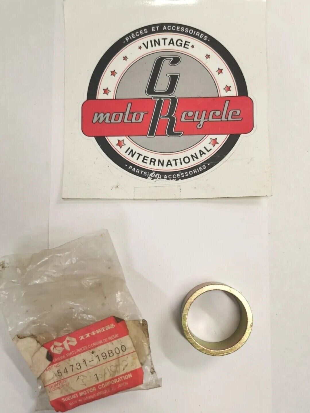 NOS SUZUKI LTF250 HUB BEARING SPACER 54731-19B00 S28