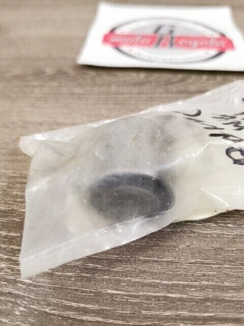 NOS YAMAHA VX500XTC VX600SXS SRX700 TRAILING ARM DAMPER 8CR-2516A-00-00 Y112