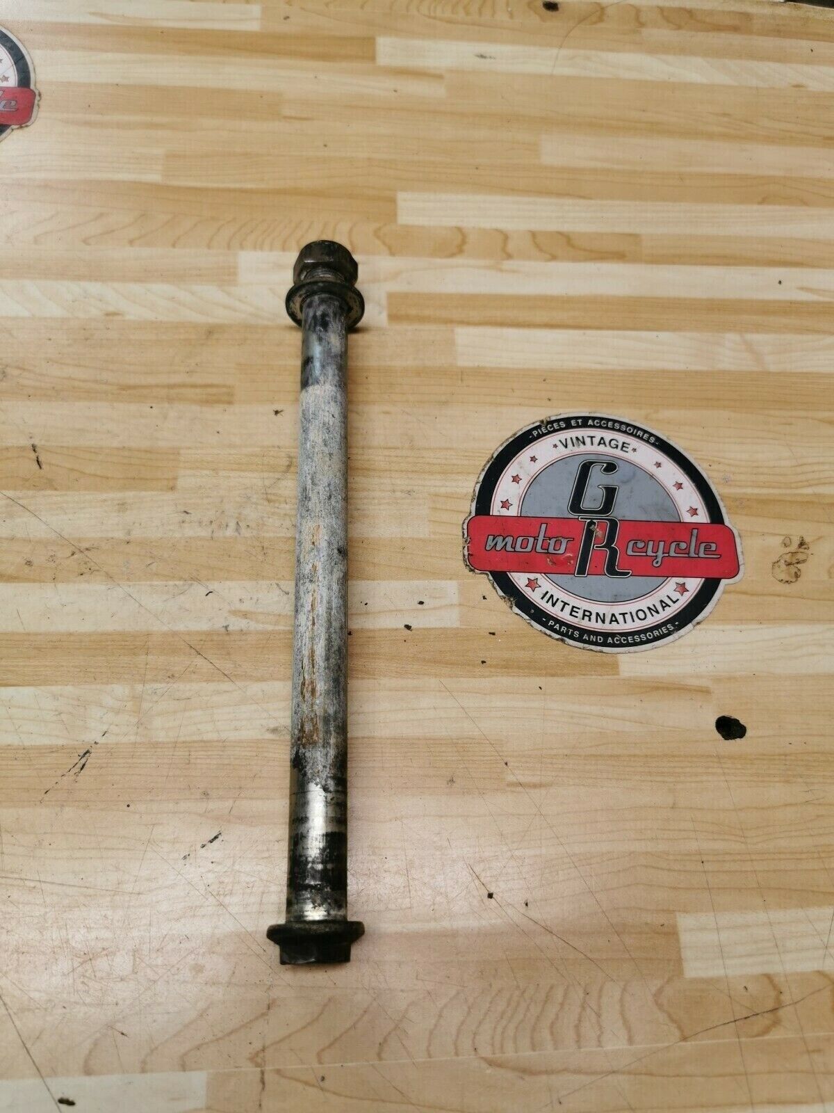 Suzuki DR350 1992 rear swingarm swing arm pivot bolt axle shaft nut