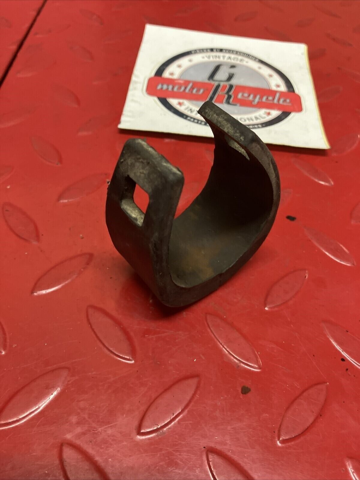 Honda CR125R 1987 Fuel tank rubber damper cushion CR250R CR500R