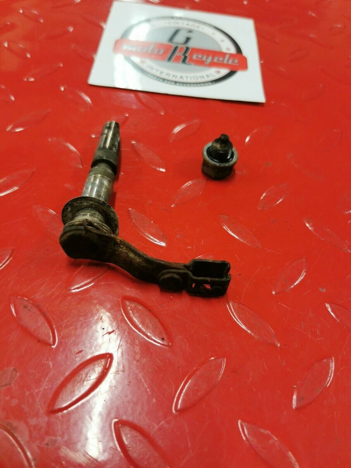 Yamaha MX100 1980 clutch push lever actuator release lifter
