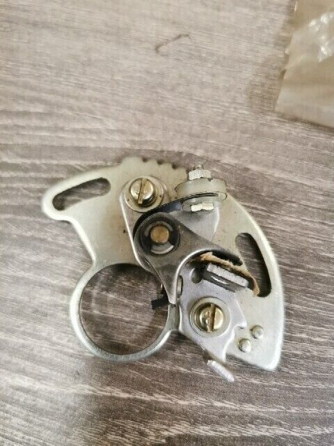 NOS YAMAHA DS6C DS6B 1969 1970 CONTACT BREAKER ASSEMBLY 169-81121-22-00 Y188